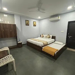 Hotel The White House, Varanasi