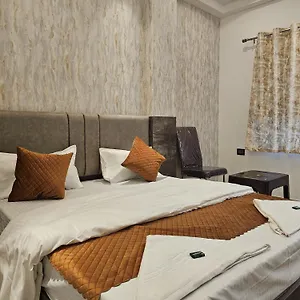 Guest house Mm Grand, Varanasi
