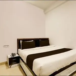Guest house Aditya Residency, Varanasi